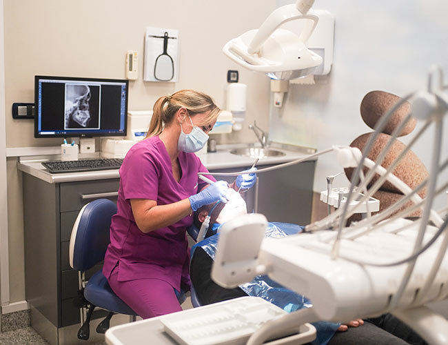 especialista endodoncia fuengirola